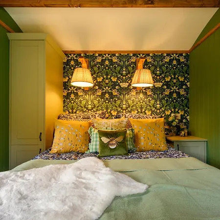 Chycara Villa Truro Room photo